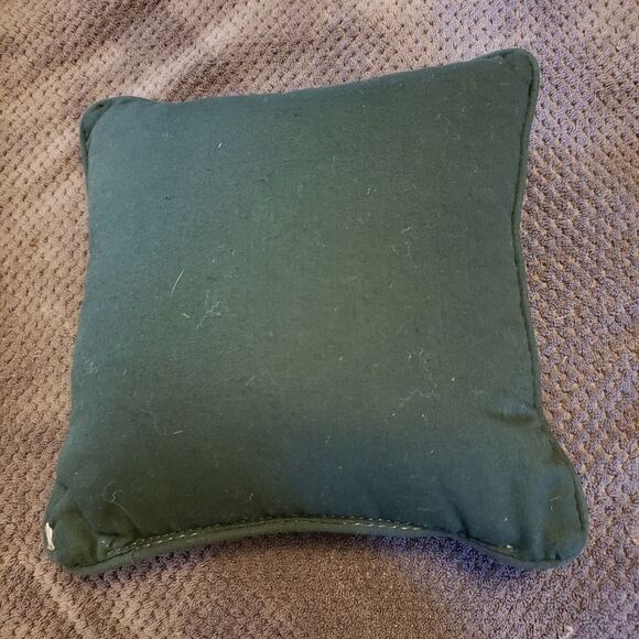 *Decorator pillow Cat with ornament - Picture 2 of 2